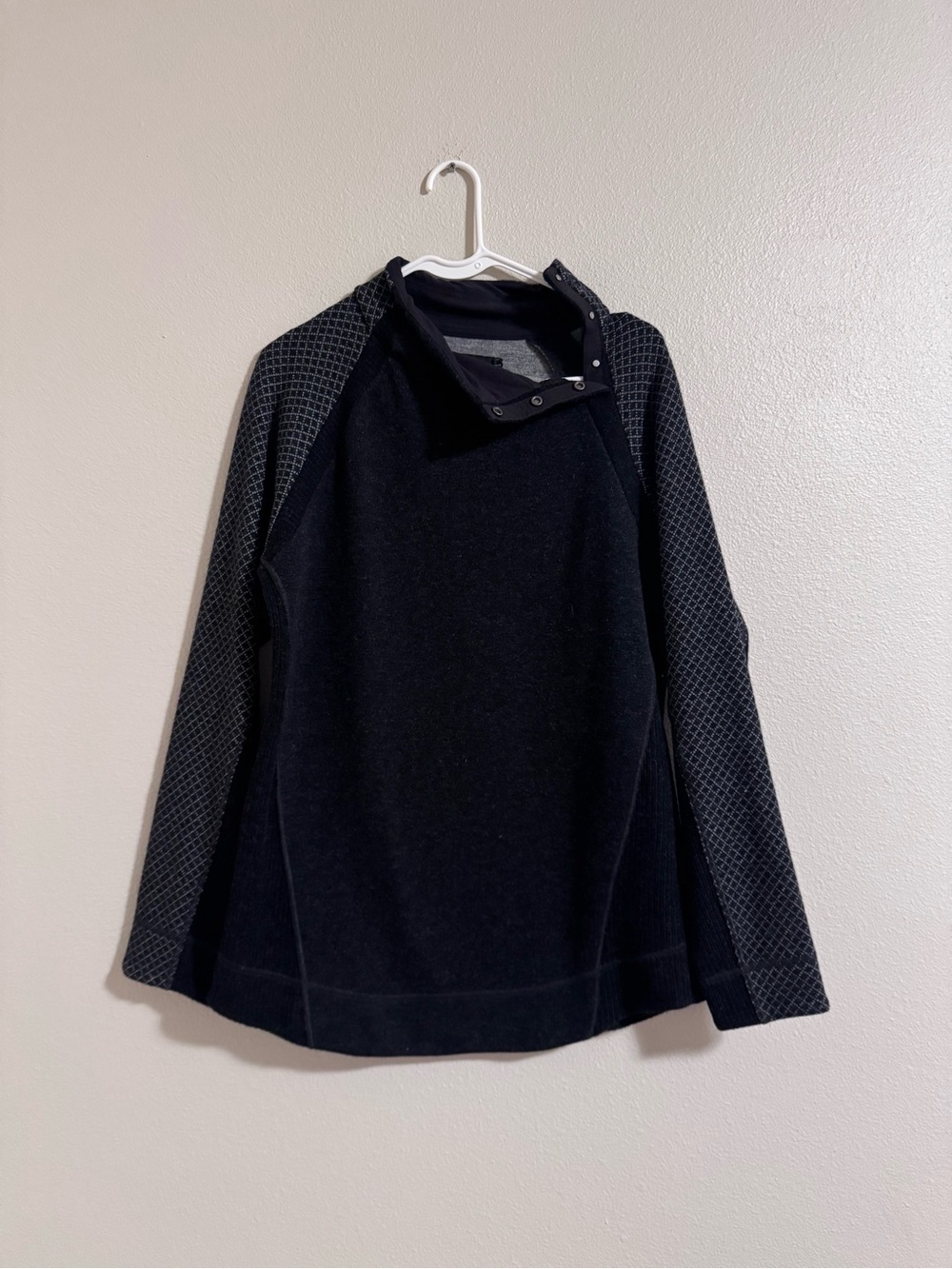 Prana Grey and Black Pullover Sweater